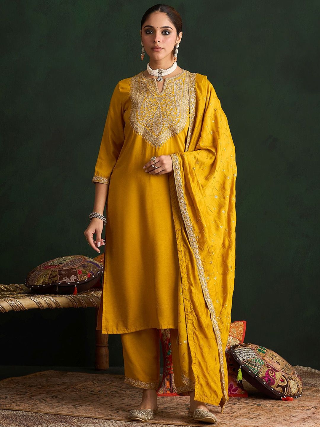 Women Paisley Embroidered Regular Kurta with Trousers & With Dupatta