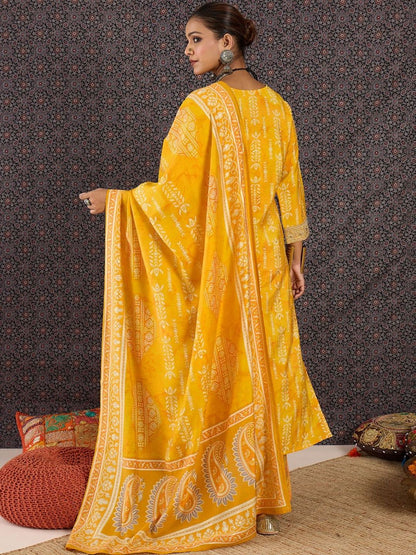 Women Ethnic Motifs Printed Regular Chanderi Silk Kurta with Trousers & With Dupatta