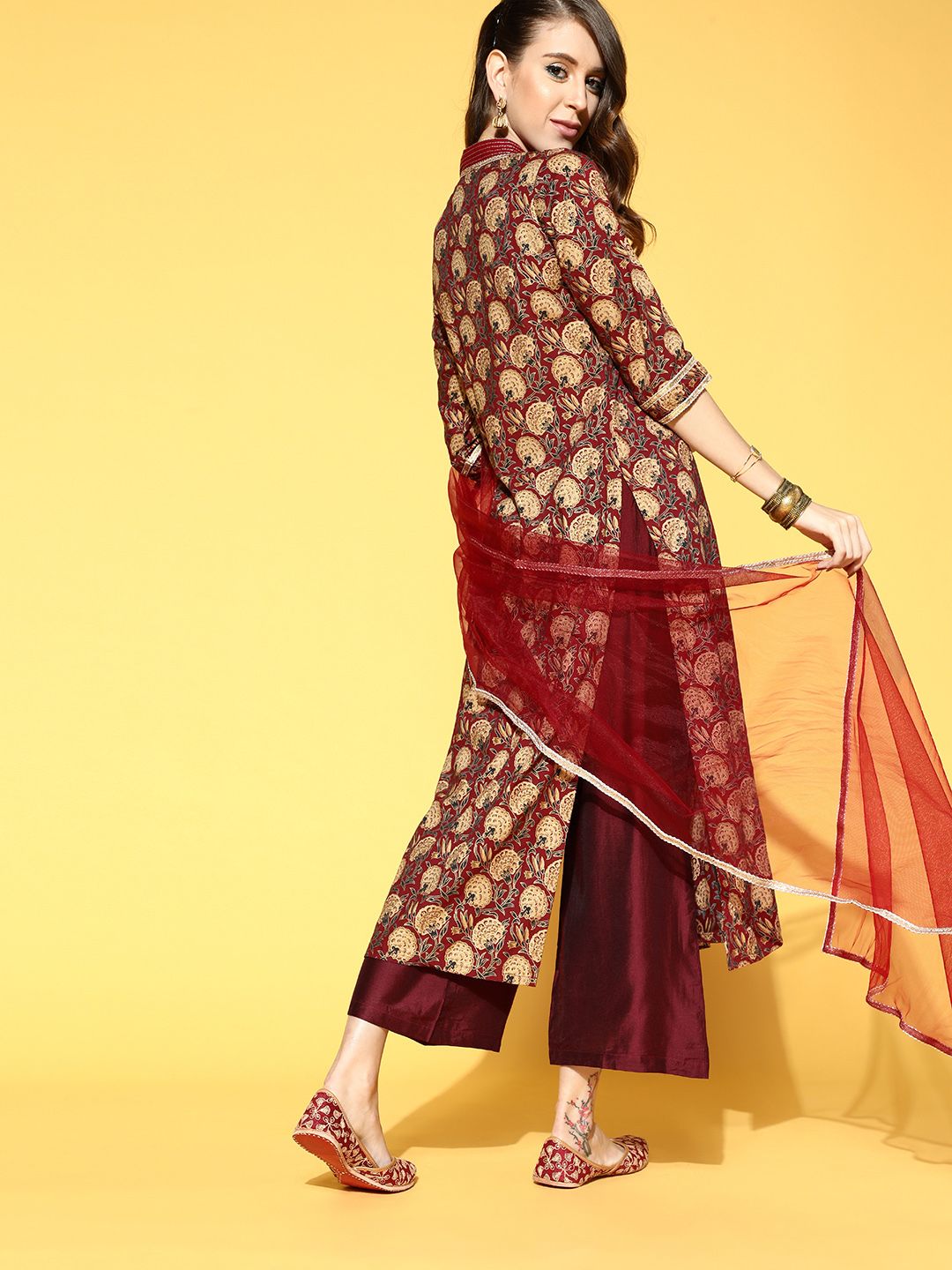 Floral Cotton Blend Kurta Set