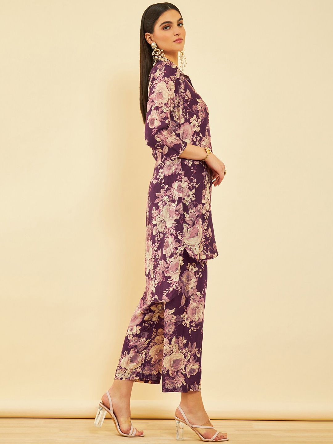 Dhiyona SO Women's Floral Printed High-Low Regular Kurta with Trousers