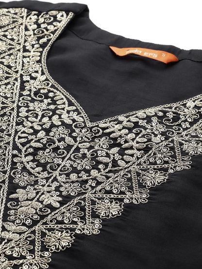 Ethnic Motifs Embroidered Sequinned Kurta With Trousers & Dupatta