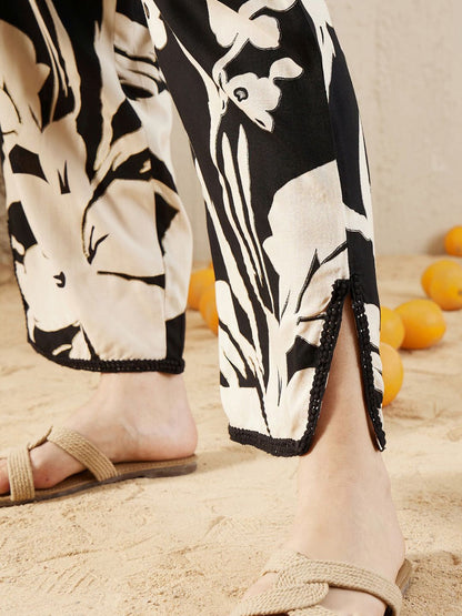 Dhiyona IE Floral Printed Regular Sequinned Kurta with Trousers