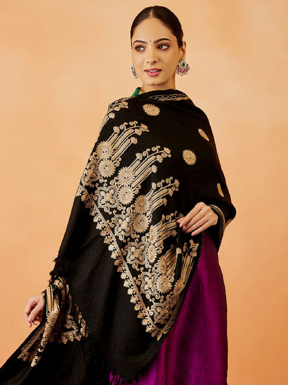 Dhiyona PA Women Floral Embroidered Shawl
