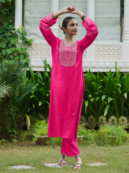 Dhiyona IE Women Ethnic Motifs Embroidered Regular Sequinned Kurta with Trousers