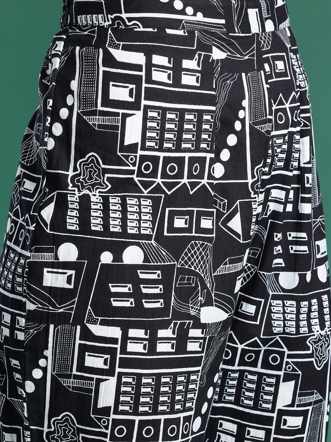 Dhiyona IE Women Printed Pleated Pure Cotton Kurta with Trousers