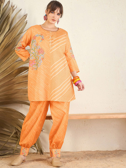Dhiyona IE Floral Printed A-Line Kurti with Trousers