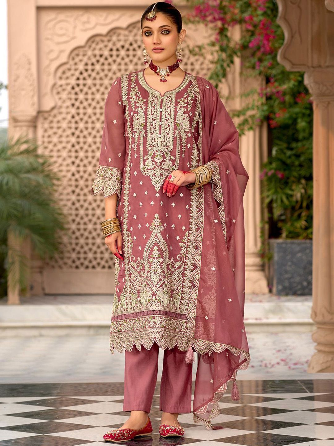 Floral Embroidered Notch Neck Zari Organza Kurta With Trousers And Dupatta