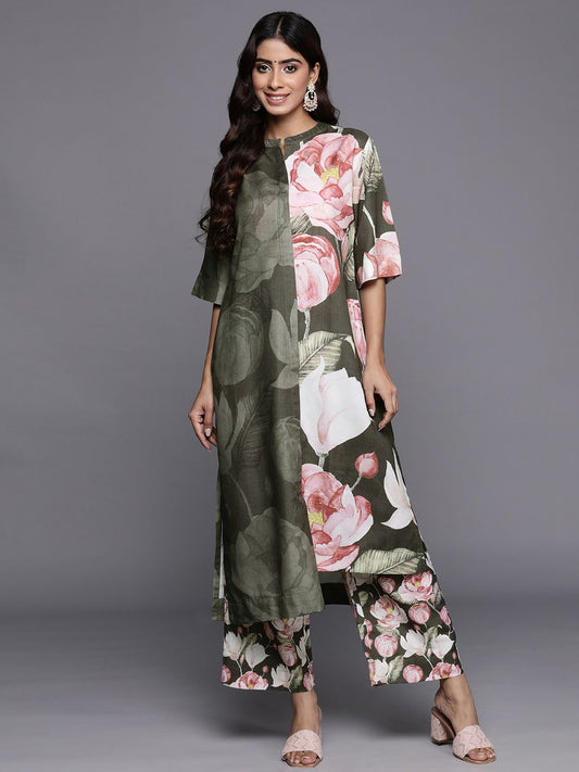 Dhiyona VA Women's Floral Printed Asymmetric Hem Straight Woolen Kurta with Printed Bottom