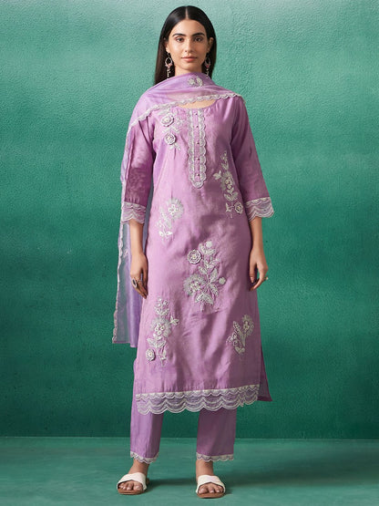Women Floral Embroidered Regular Thread Work Kurta with Trousers & Dupatta