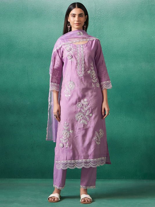Women Floral Embroidered Regular Thread Work Kurta with Trousers & Dupatta