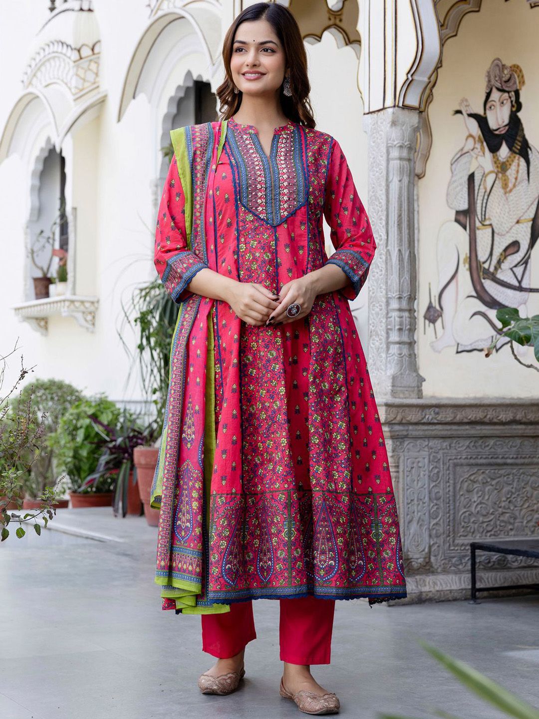 Women Ethnic Motifs Printed Regular Sequinned Pure Cotton Kurta with Trousers & With Dupatta