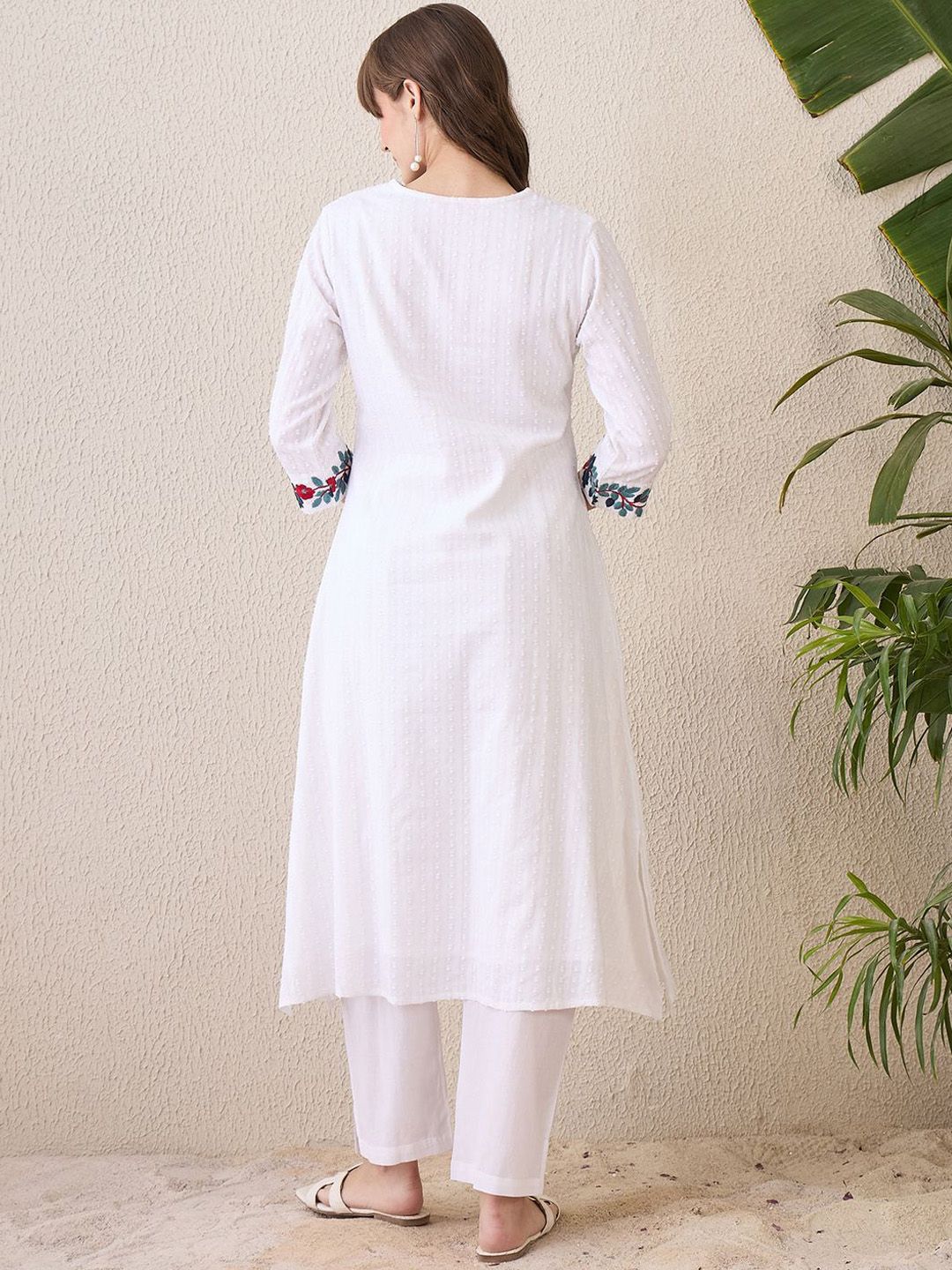 Dhiyona IE Floral Yoke Design V-Neck Thread Work Pure Cotton A-Line Kurta With Trouser