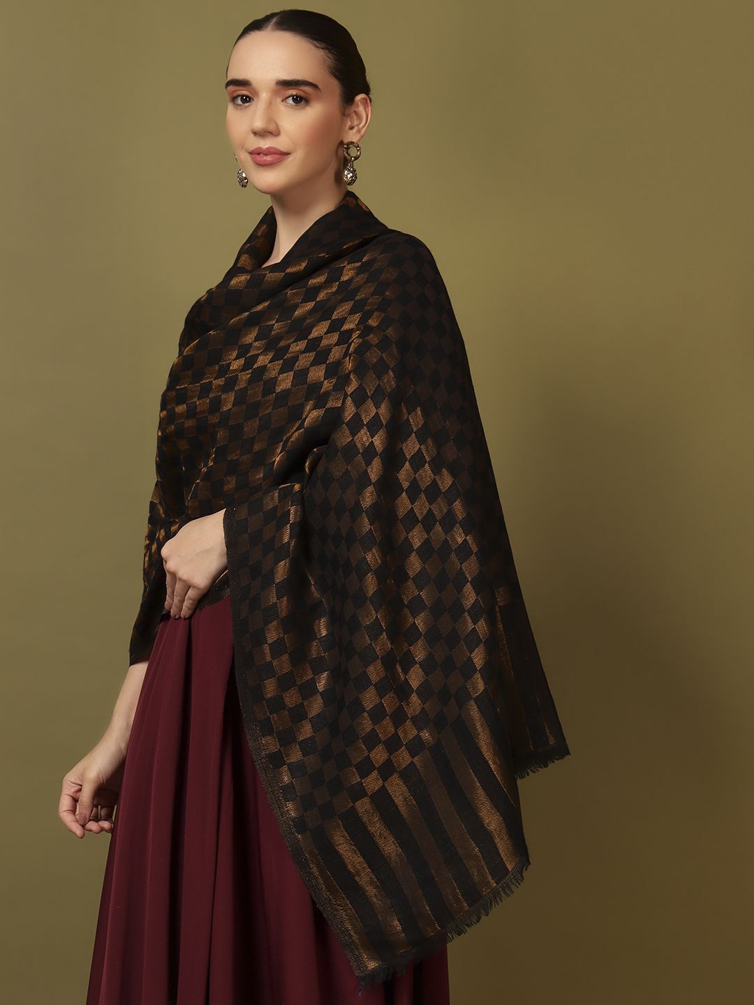 Dhiyona PA Checked Woven Design Shawl