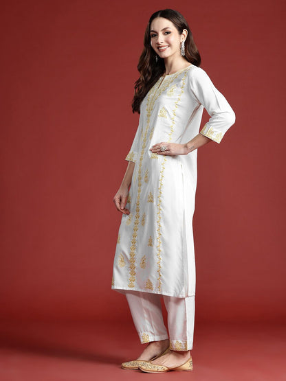 Dhiyona IE Women Floral Embroidered Thread Work Kurta with Trousers