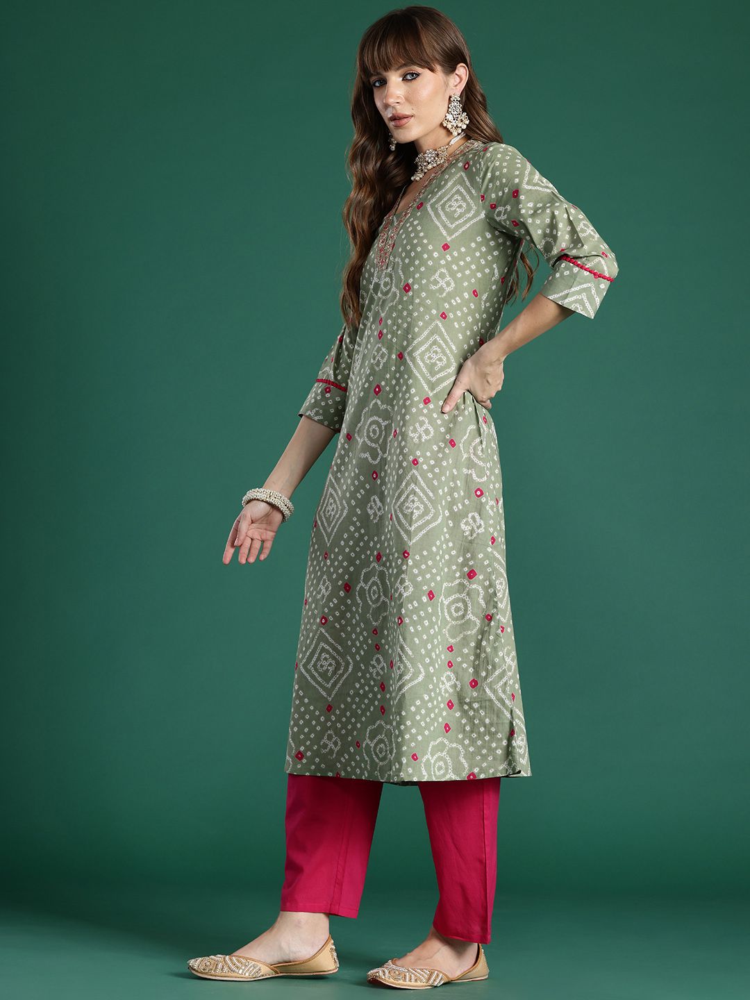 Bandhani Printed Thread Work Pure Cotton Kurta with Trousers & With Dupatta
