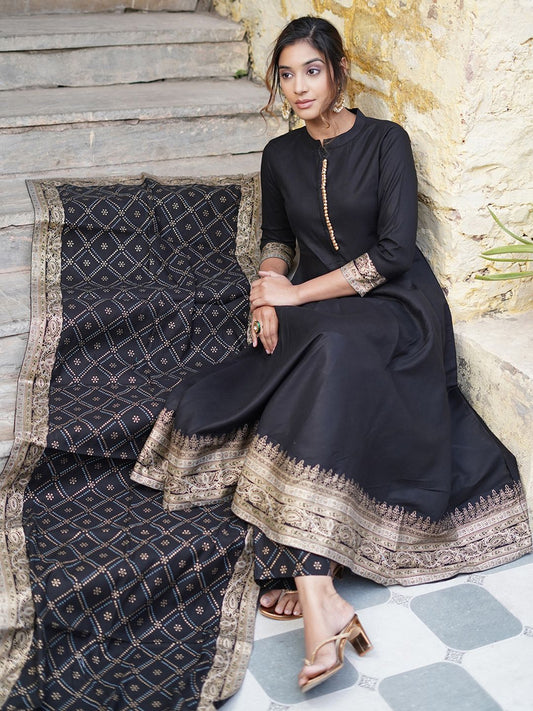 Dhiyona KL Ethnic Motifs Printed Mandrine Collar Anarkali Kurta With Trouser & Dupatta