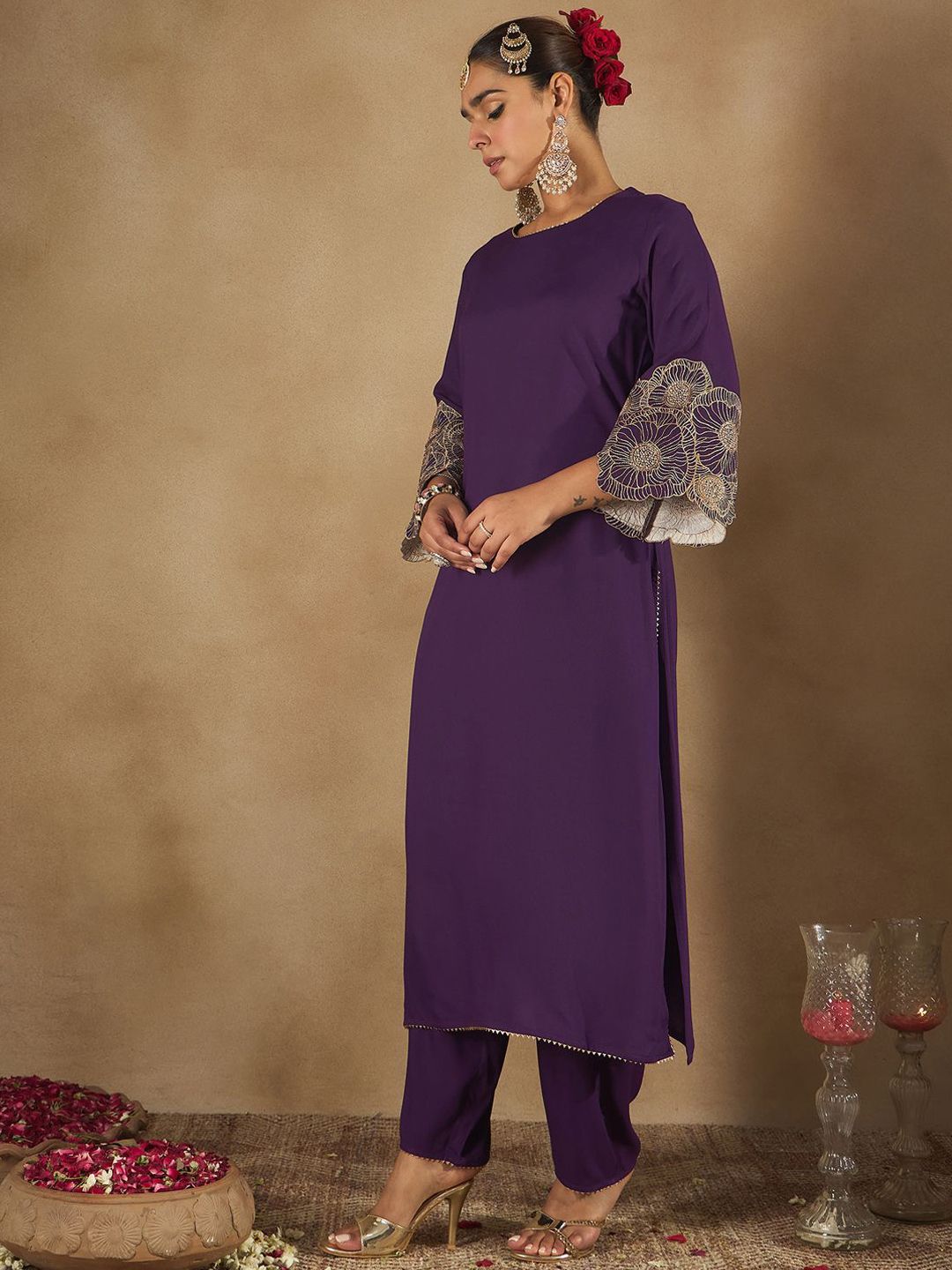 Women Floral Embroidered Regular Kurta with Trousers