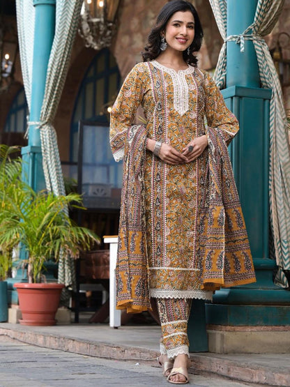 Dhiyona VA Women'sFloral Printed Regular Mirror Work Pure Cotton Kurta with Trousers & Dupatta