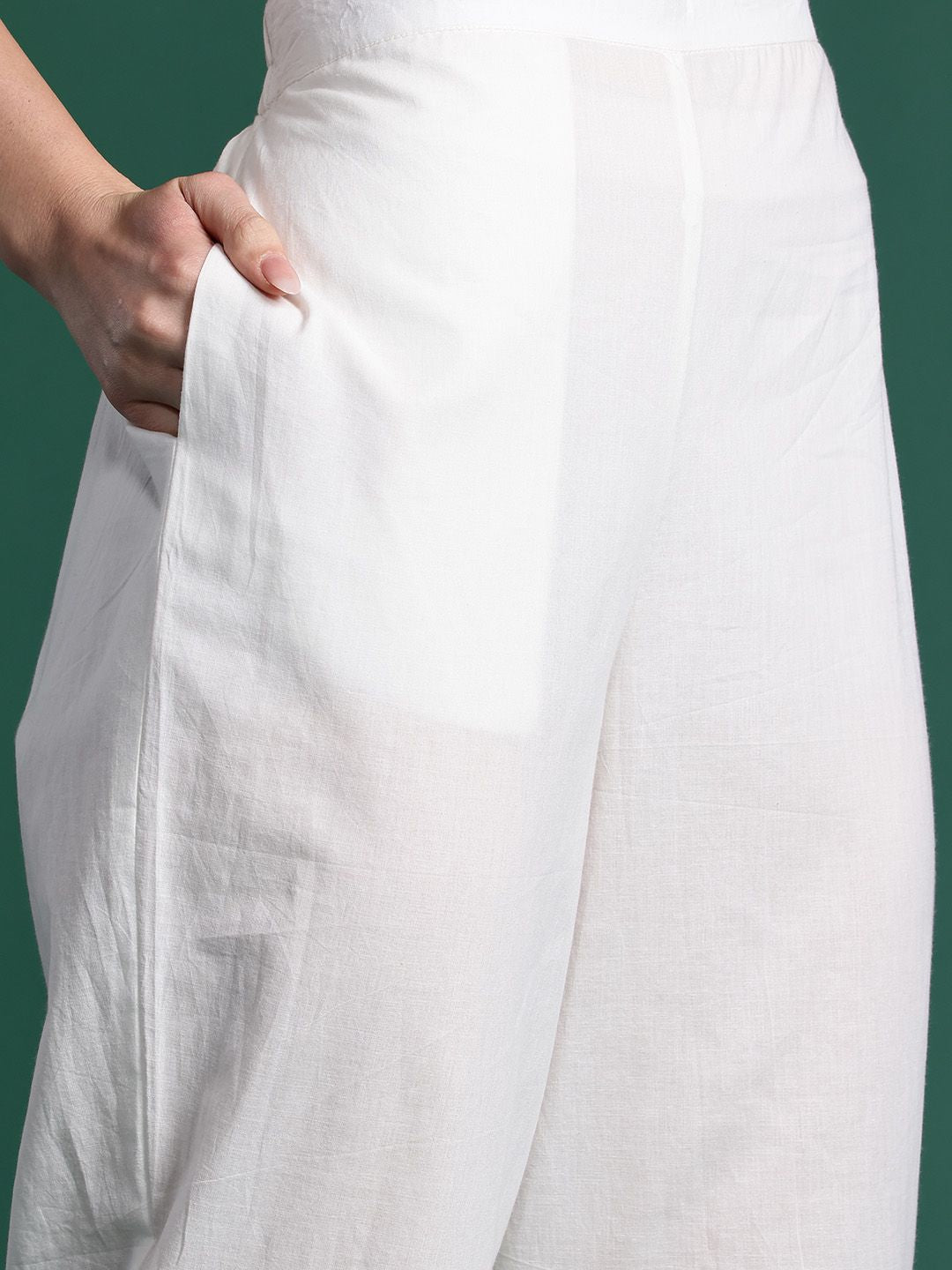 Dhiyona IE Floral Embroidered Kurta with Trousers & Dupatta