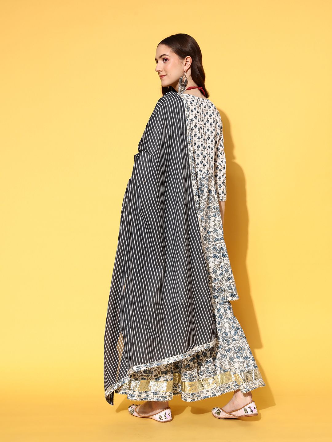 Dhiyona VA Women's Floral Printed Empire Pure Cotton Kurta with Sharara & With Dupatta