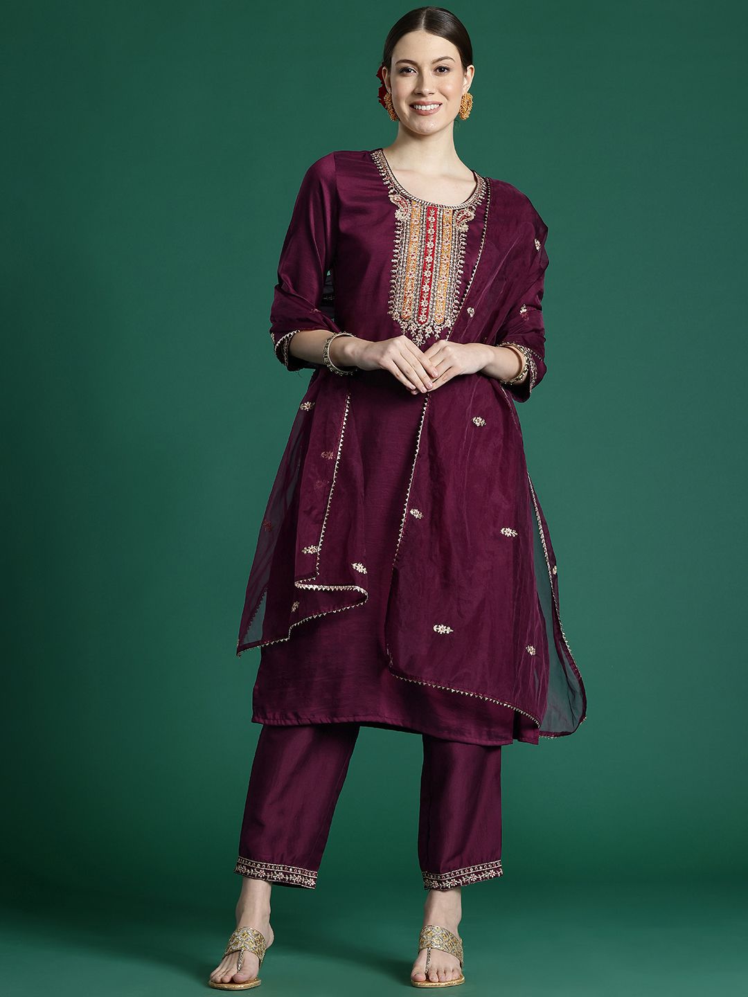 Dhiyona IE Women Ethnic Motifs Embroidered Regular Thread Work Kurta with Trousers & With Dupatta