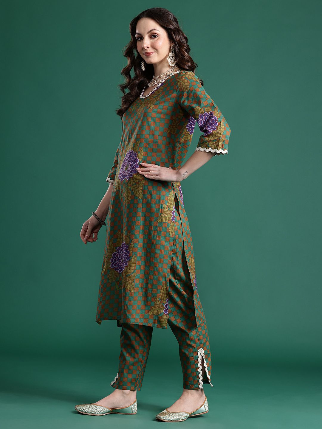 Printed Regular Beads and Stones Pure Cotton Kurta with Trousers & Dupatta