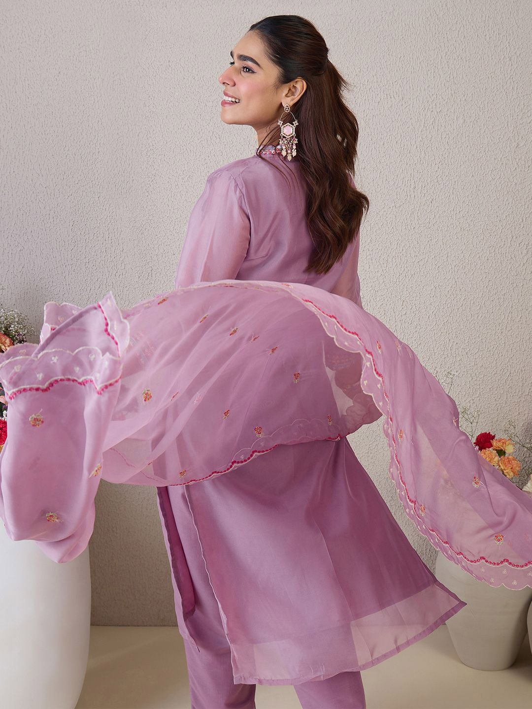 Floral Embroidered V Neck Organza Kurta With Trousers & Dupatta