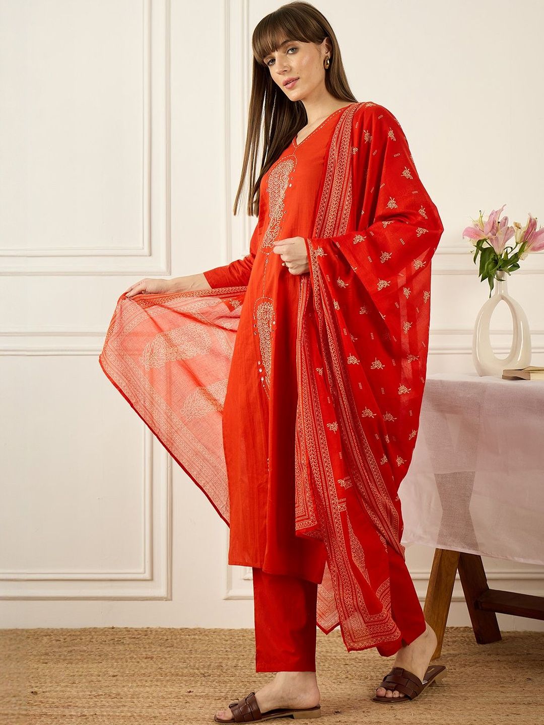 Women Ethnic Motifs Embroidered Regular Mirror Work Pure Cotton Kurta with Trousers & With Dupatta