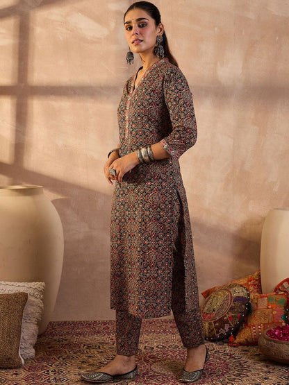 Women Ethnic Motifs Printed Regular Thread Work Pure Cotton Kurta With Trousers