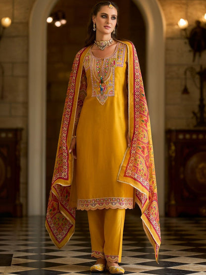 Women Ethnic Motifs Embroidered Regular Thread Work Kurta with Trousers & With Dupatta