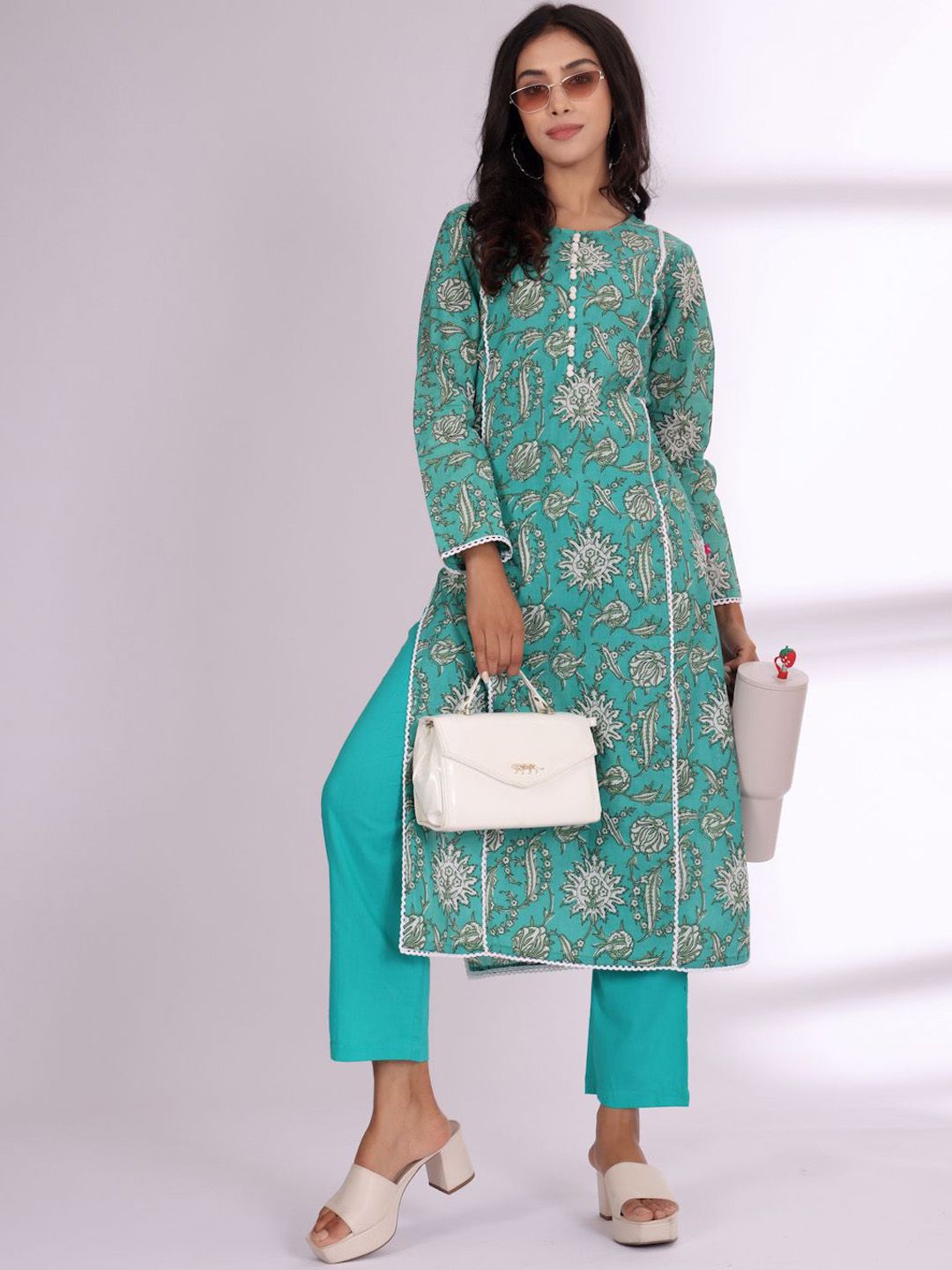 Dhiyona VA Women'sFloral Printed Round Neck Pure Cotton Kurta With Trousers