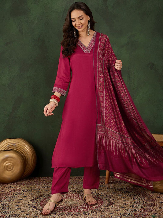 Dhiyona SN Women's V-Neck Thread Work Straight Kurta With Trousers & Dupatta
