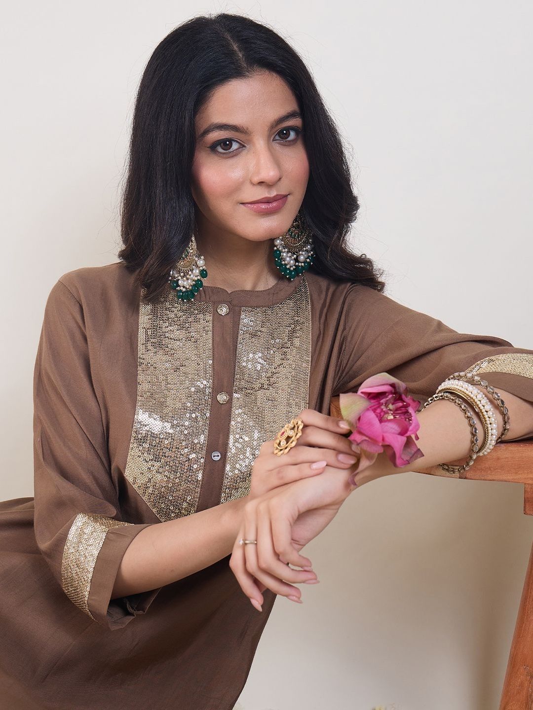 Dhiyona IE Embroidered Mandarin Collar Tunic With Trousers