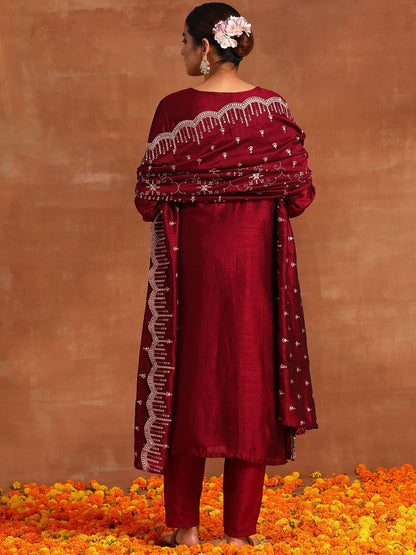Dhiyona IE Floral Yoke Design V-Neck Sequinned Detail Straight Kurta & Trousers With Dupatta