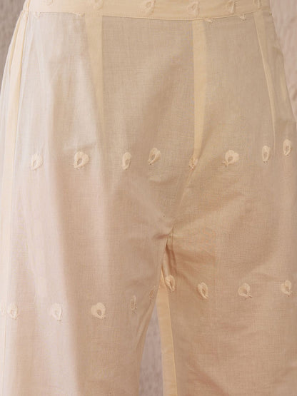Dhiyona IE Women Floral Embroidered Thread Work Kurta