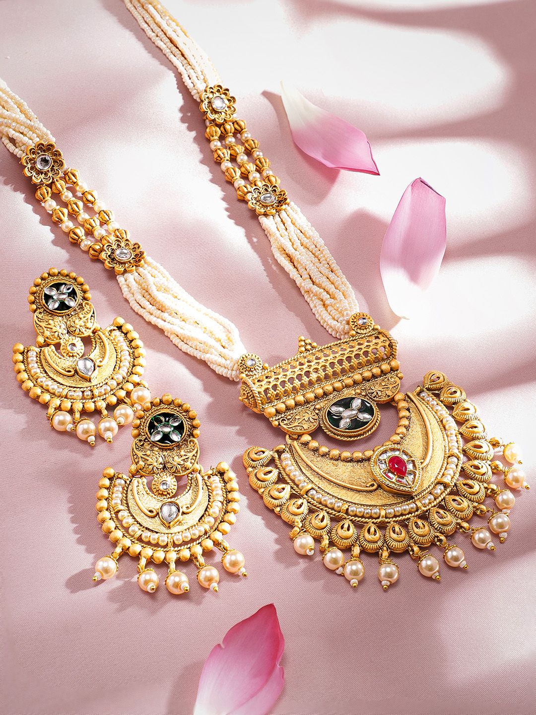 Dhiyona RJ Women's Gold-Plated White & Pink Kundan-Studded & Beaded Handcrafted Jewellery Set