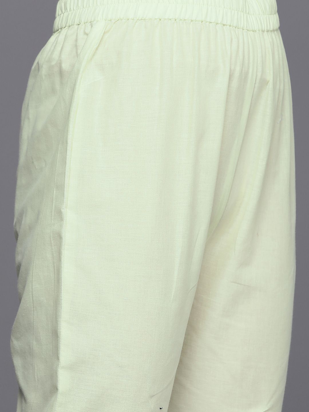 Dhiyona VA Women's Floral Embroidered Regular Thread Work Pure Cotton Kurta with Trousers & With Dupatta