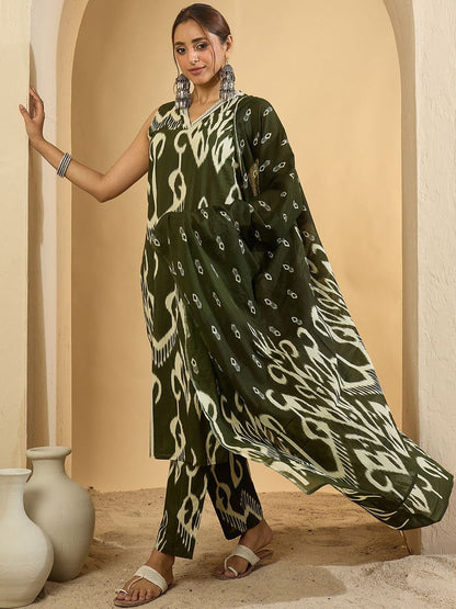 Women Geometric Printed Regular Pure Cotton Kurta with Trousers & With Dupatta