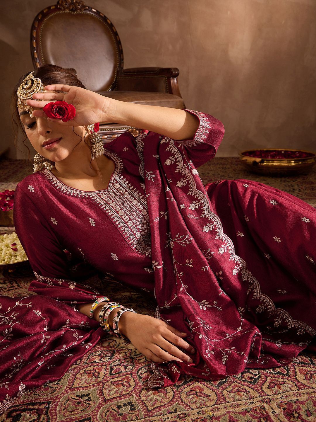 Dhiyona IE Floral Embroidered Sequinned Round Neck Straight Kurta With Trouser & Dupatta