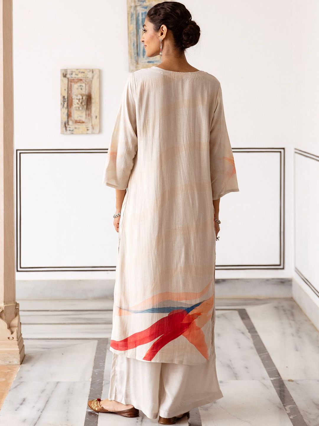 Dhiyona IS Women's Floral Printed Notch Neck Beads And Stones Straight Kurta With Palazzos And Dupatta