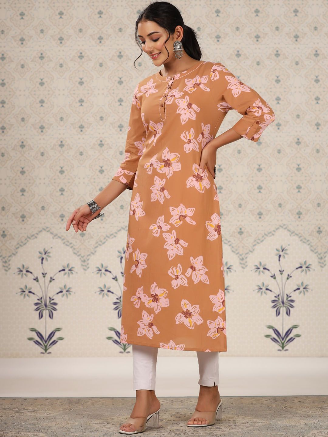 Dhiyona OD  Floral Printed Pure Cotton Straight Kurta