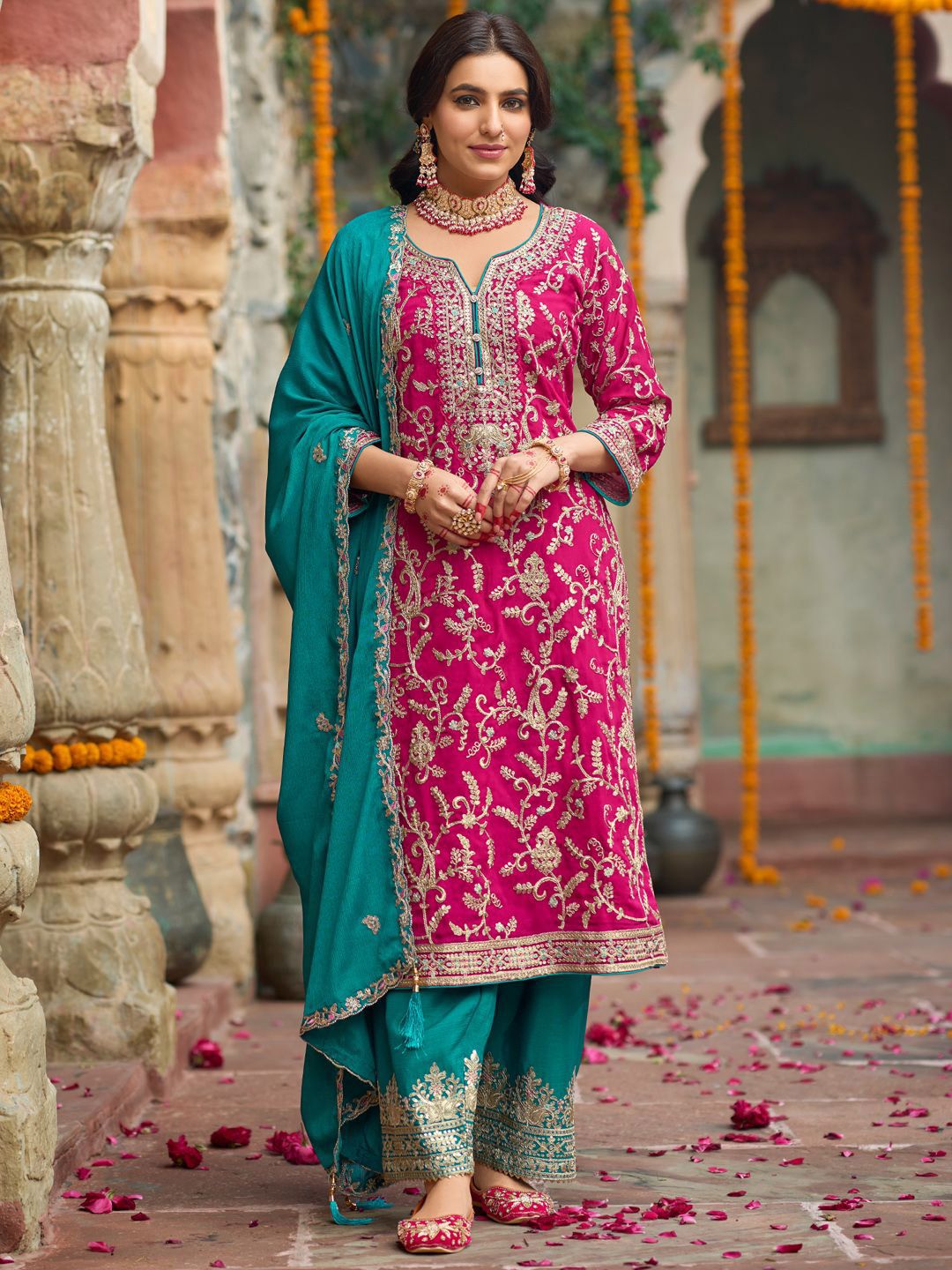 Zari Ethnic Motifs Embroidered Notch Neck Straight Kurta With Trousers & Dupatta
