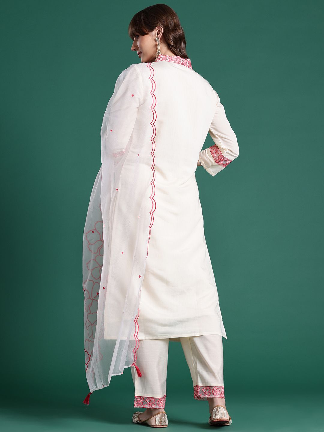 Floral Embroidered Pleated Thread Work Kurta with Trousers & With Dupatta