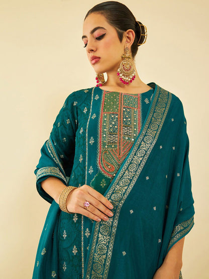 Dhiyona SO Women's Floral Printed Round Neck Three-Quarter Sleeves Kurta with Trousers & With Dupatta