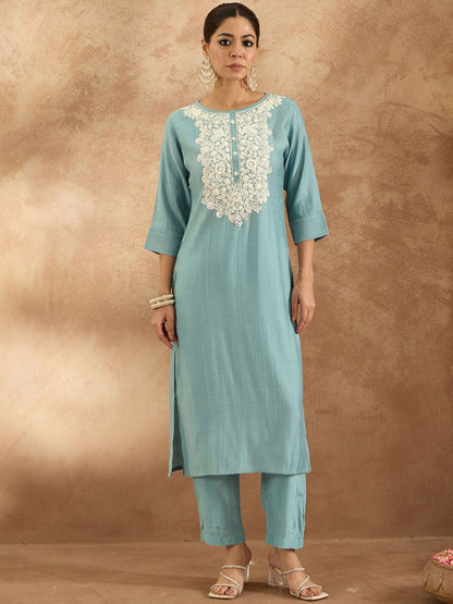 Dhiyona IE Women Ethnic Motifs Embroidered Regular Thread Work Kurta with Trousers