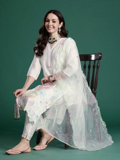 Floral Embroidered Thread Work Kurta with Trousers & With Dupatta