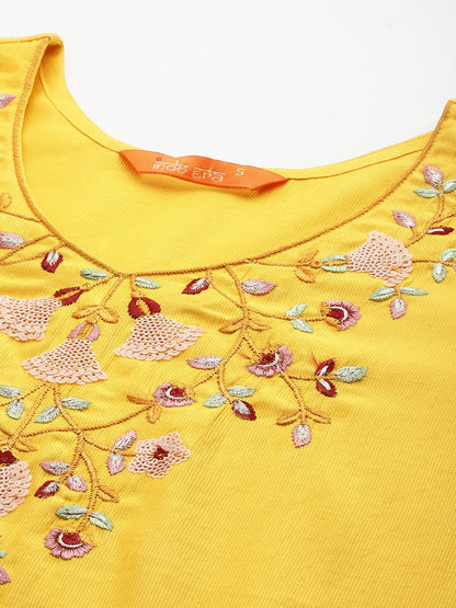 Dhiyona IE Women Floral Embroidered Liva Kurta with Palazzos & Dupatta