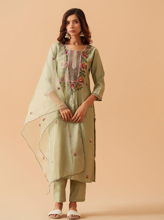 Dhiyona PD Women Women Floral Embroidered Kurta with Trousers & Dupatta