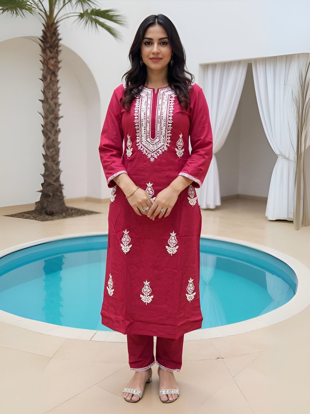 Dhiyona IE Floral Embroidered Straight Kurta with Trousers Co-Ords Set