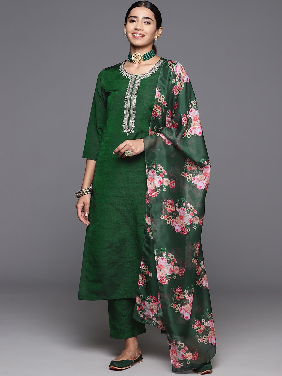Dhiyona VA Women's Ethnic Motifs Embroidered Regular Kurta with Trousers & Dupatta